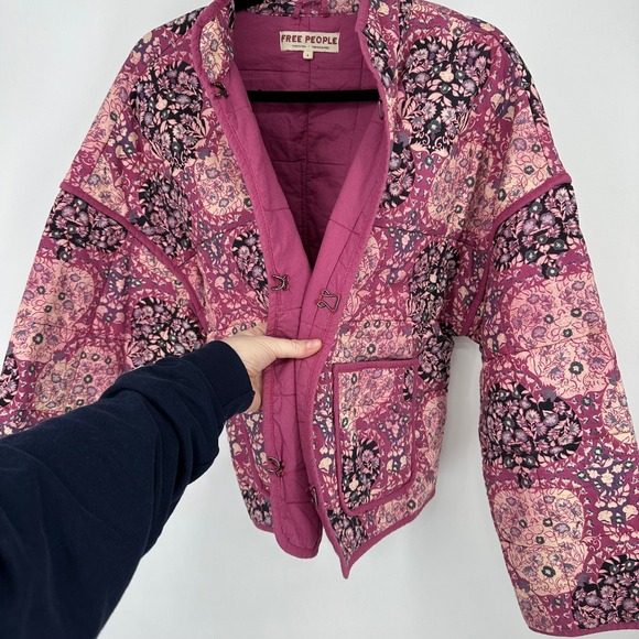 Free People Quilted Chloe Floral Patchwork Jacket Kimono Style Purple Pink - S - Picture 7 of 9